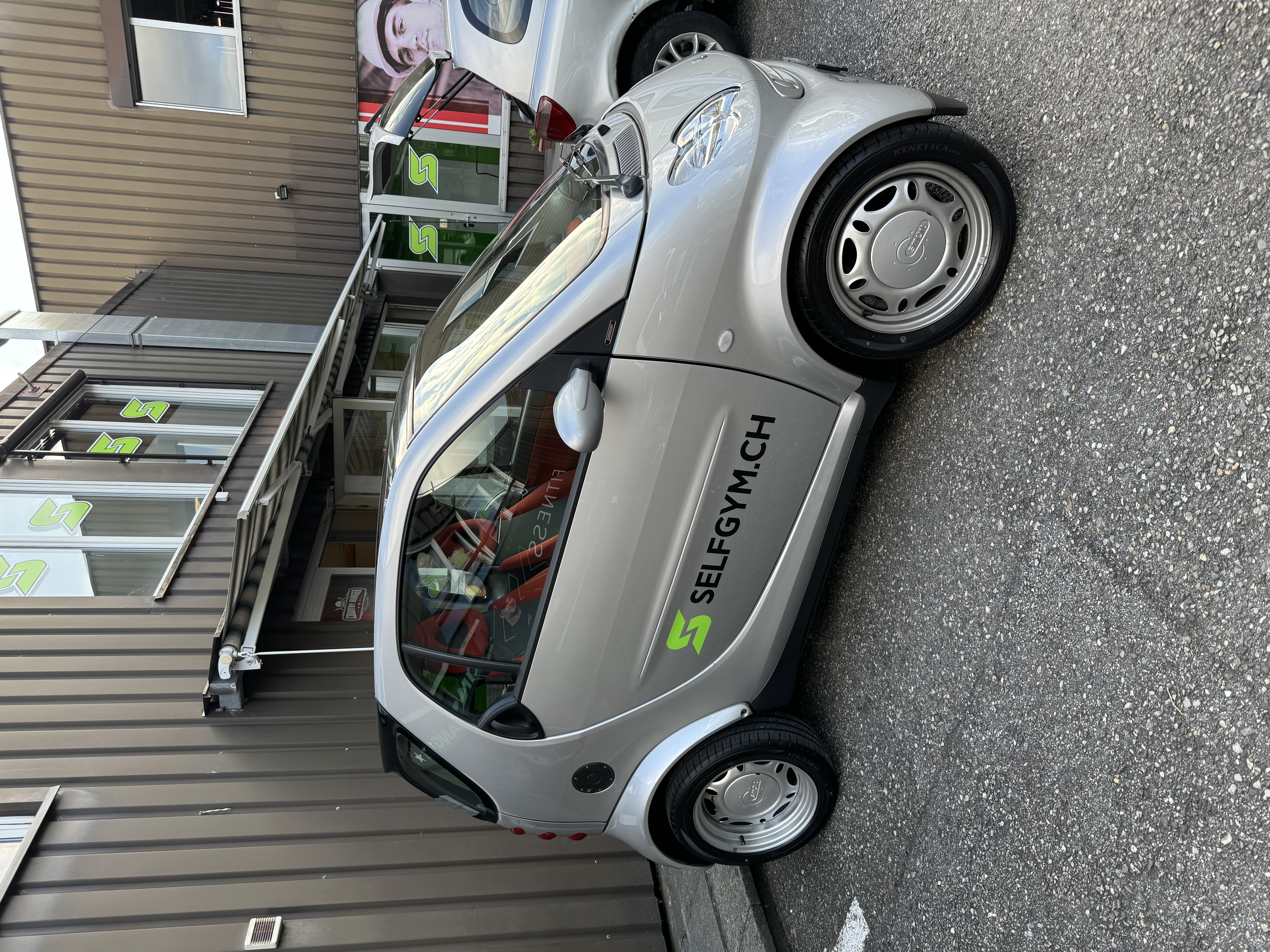 Fahrzeugbeschriftung 52