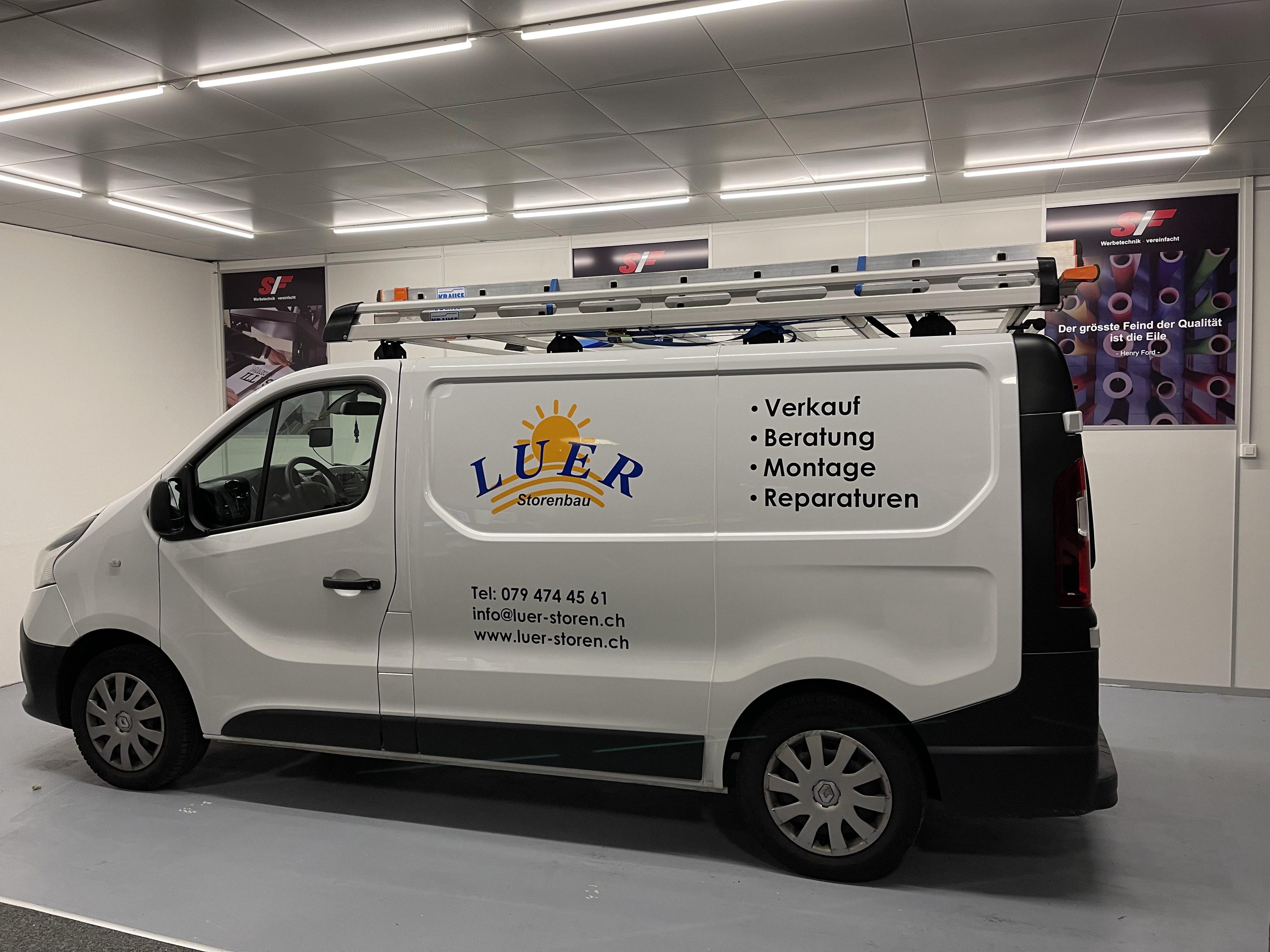 Fahrzeugbeschriftung 61