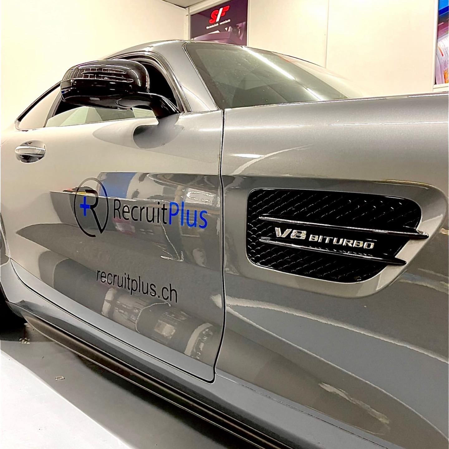 Fahrzeugbeschriftung 69